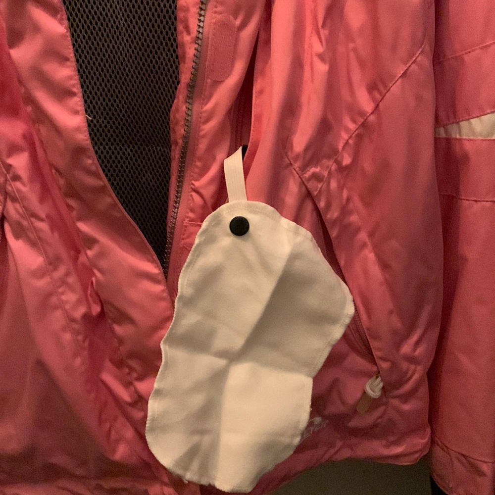 Brand New unused Obermeyer ski jacket Ladies 4 pink w/ white accents. No tags. - Picture 3 of 8